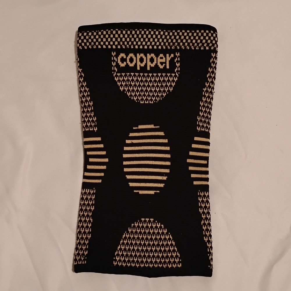 NWOT Copper Infused Black and Tan Knee Sleeve Size Medium